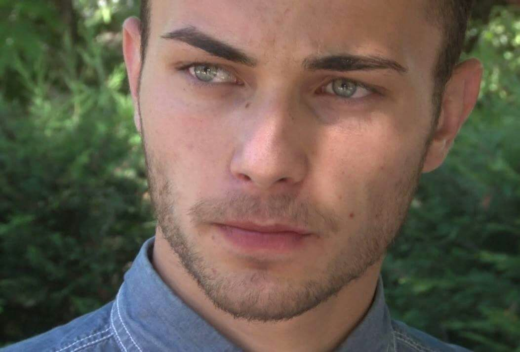 Alexandru se visa deja la Academia de Poliţie, dar comisia de evaluare a considerat că lucrarea sa a fost înlocuită în timpul transportului