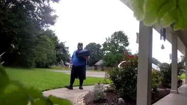 Un livrator de pizza dedicat! A urmat întocmai instrucțiunile bizare lăsate de client