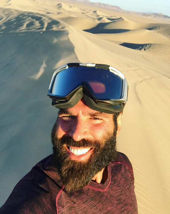 Dan Bilzerian a mărturisit că a făcut două atacuri de cord când avea 25 de ani