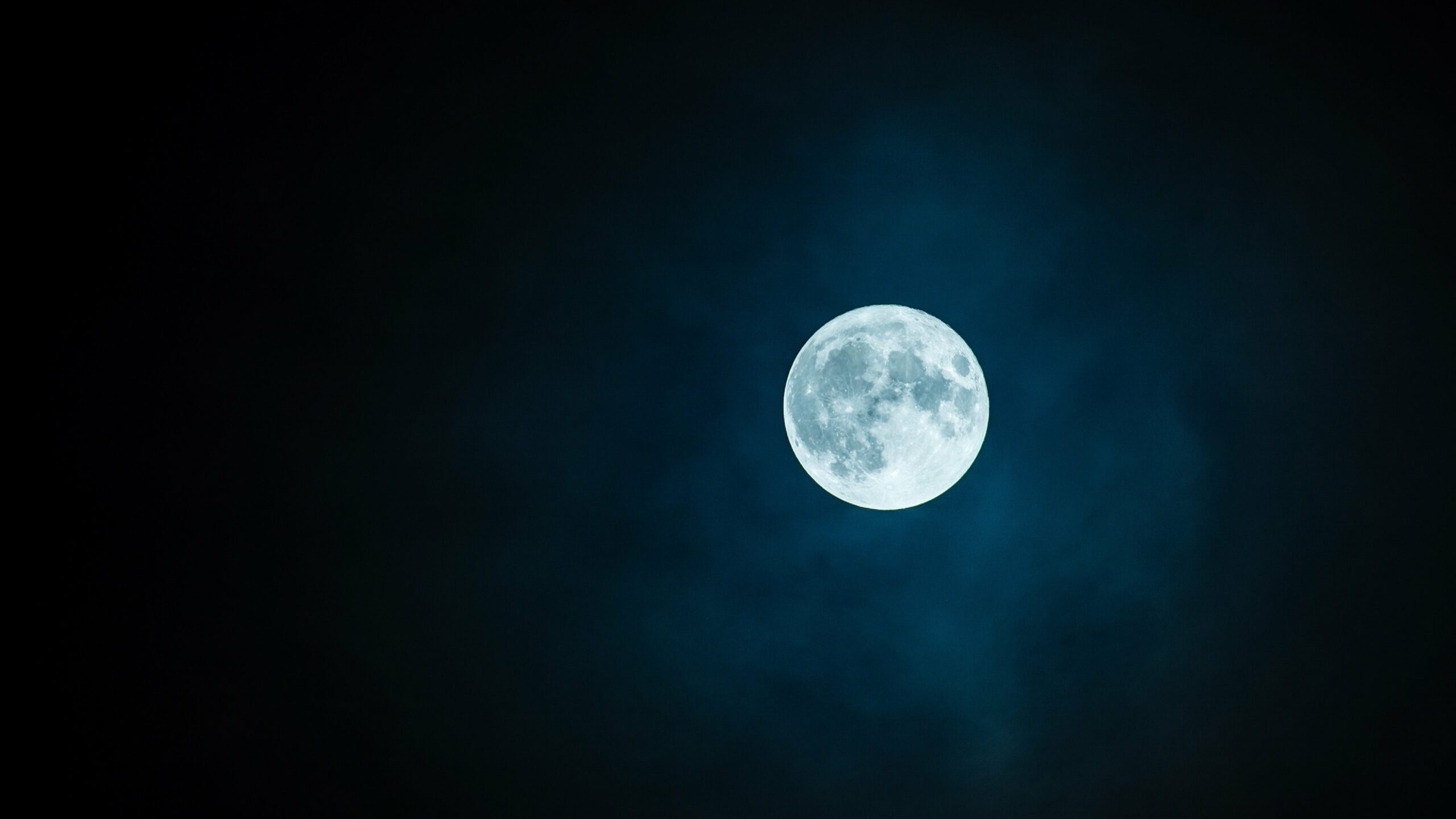 Mai 2026, lună cu două Luni Pline. Fenomenul astronomic este rar întâlnit