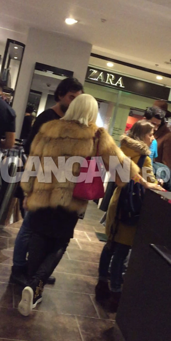 Raluca Bădulescu, la shopping cu soţul