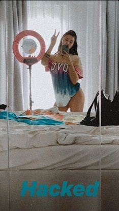 Imaginile pe care Alex Velea le-ar vrea şterse de pe internet! Antonia s-a fotografiat fără lenjerie şi a postat totul