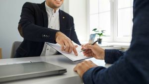 În 2005, un bărbat a pus 10 € într-un cont de economii și a uitat de ei. Ireal ce sumă a găsit acum, în 2025, în același cont