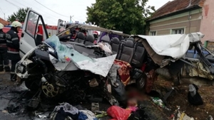 Doi morți și 7 răniți, în urma unui accident în județul Bihor