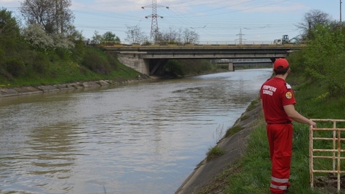 Tragedie în Vaslui. Doi copii s-au înecat într-un canal