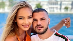 Mesajul halucinant primit de Maria Constantin de la o femeie, la scurt timp după ce s-a căsătorit cu Robert Stoica: ”Sper să nu profite de tine”