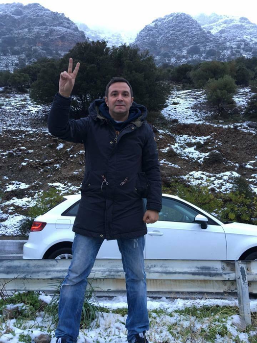 Imagini rare cu  DANIEL BUZDUGAN! Unde s-a fotografiat în vacanţă alături de soţia lui