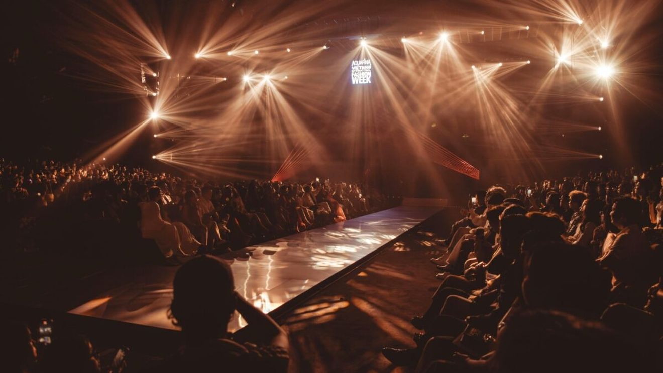 Doliu în lumea modei! Fiica unui fotbalist arhicunoscut a murit la doar 21 de ani, în locuința sa