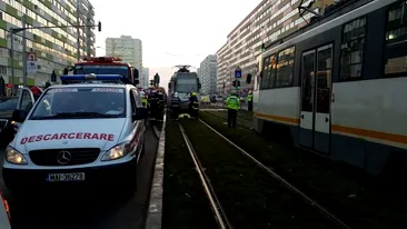 Accident teribil în Capitală! O femeie a murit călcată de tramvai