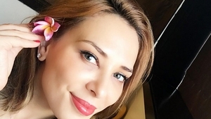 Iulia Vântur şi-a luat o cafea şi a avut un şoc când a văzut ce i-a apărut în ea: ”Semne! E cu mine mereu!”