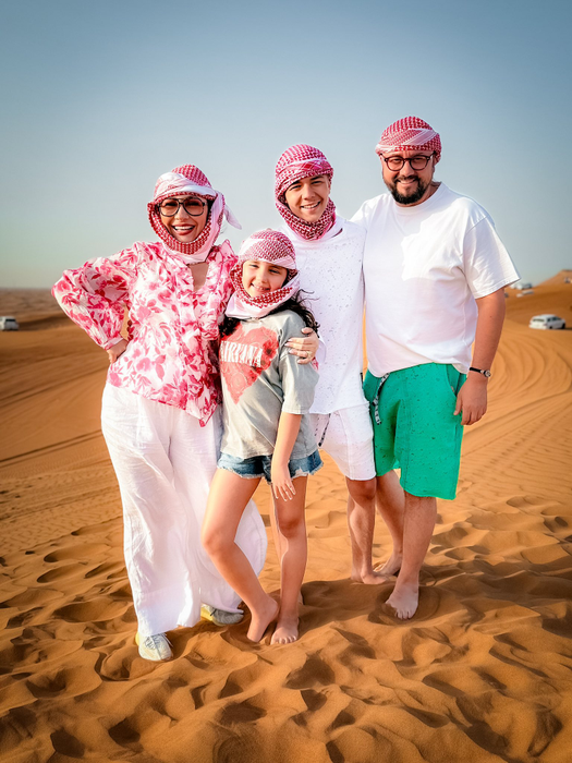 Familia Măruță, vacanță de Paște! Sursa foto: Facebook