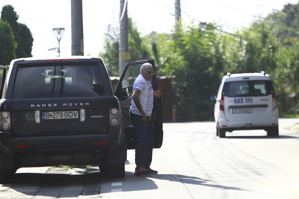 Milionarul a făcut o scurtă oprire în Otopeni