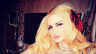 Îți mai aduci aminte de Julia Chelaru, fosta solistă de la Exotic? Cum arată cântăreața acum