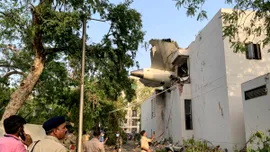 Singurii supraviețuitori din accidentul aviatic Air India! Cum a mai reușit alt bărbat să se salveze din clădirea lovită de avion