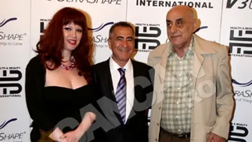 VIDEO Oana Lis: Port peruci ca sa nu mai pofteasca Lis la alte femei!