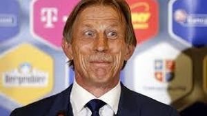 Daum nu pleacă nici dacă ratează Mondialul din Rusia: „Sunt  foarte motivat să lucrez pentru România!”
