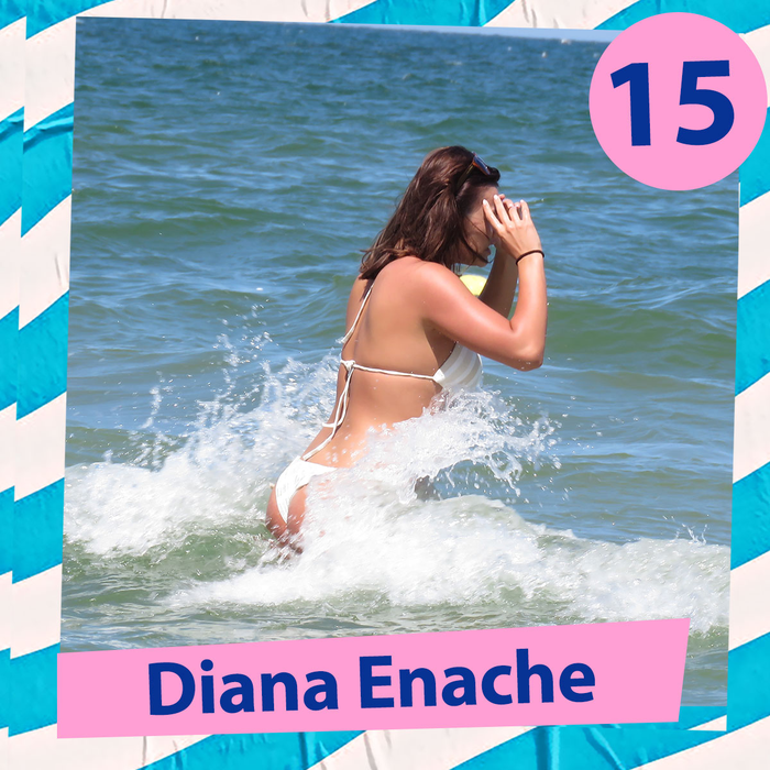 Top 30 vedete care se hârjonesc în apă în cele mai sexy poziții. Ce locuri ocupă Ramona Olaru, Antonia ori Gina Pistol între “Reginele Splash-urilor”