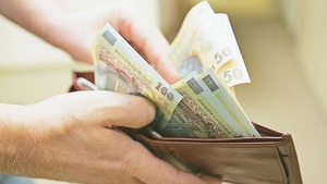 Se măresc salariile de la 1 noiembrie! Ce se întâmplă cu voucherele de vacanță în 2019 și ce anunțase ministrul Muncii