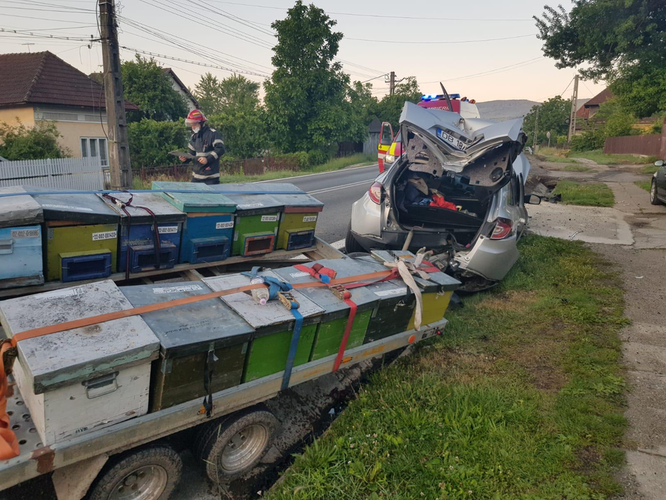 Tragedie în Neamț, după un accident rutier. Un bărbat a murit! FOTO