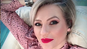 La ce vârstă a devenit femeie Mirela Vaida. Primul iubit al prezentatoarei de la Acces Direct a fost un bărbat celebru