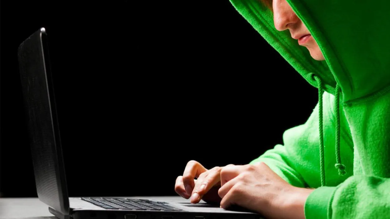 Cel mai puternic “spion” al Planetei, dovedit de un hacker...adolescent! I-au redirectionat telefonul catre...teroristi!