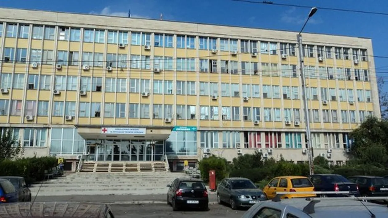 Schimbarea la Faţă a adus la spital mai mulţi ieşeni. Un bărbat a băut până a murit