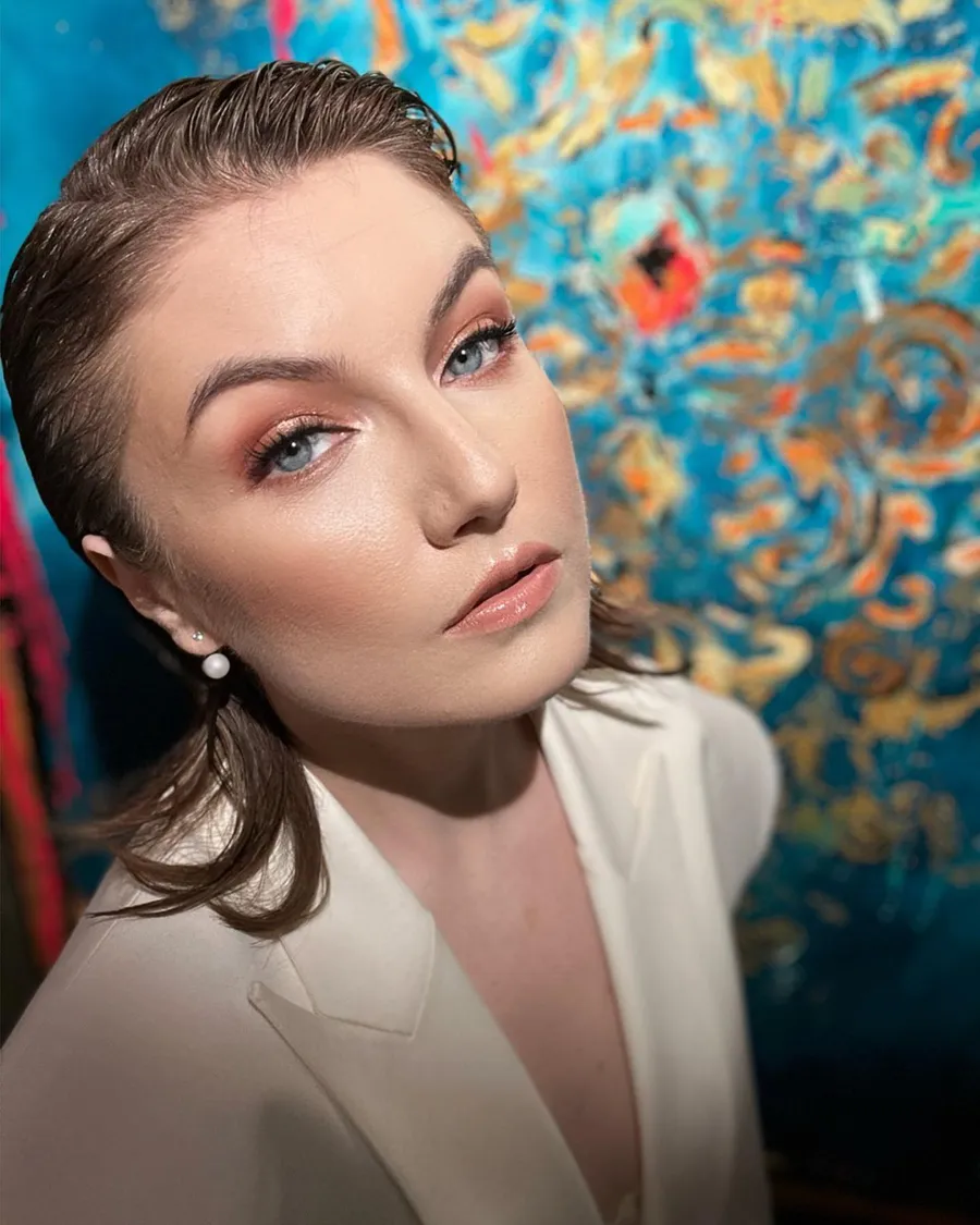 alexandra stan acnee