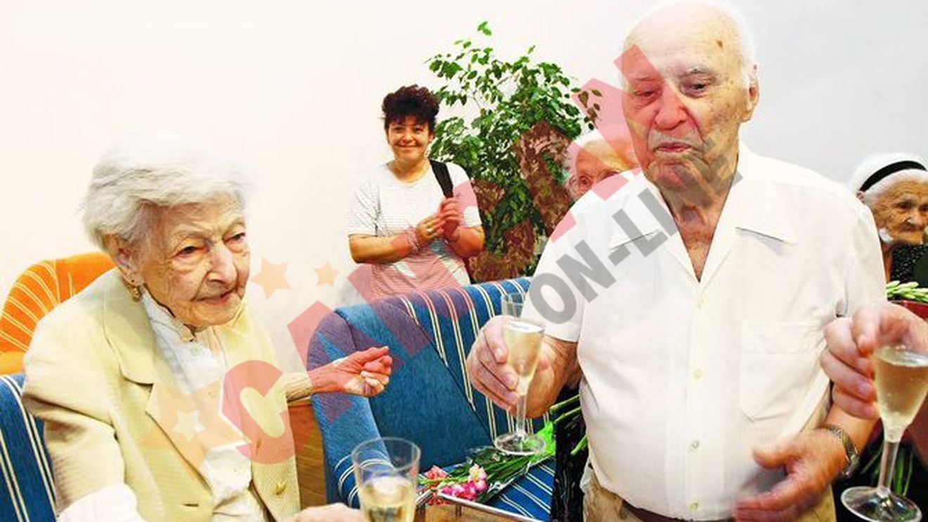 "Dupa 76 de ani, ne iubim ca doi copii"