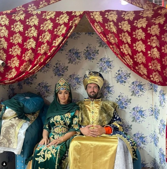 Natalia Mateuț și colegul ei de emisiune, Cătălin Cazacu (Foto: captură video)