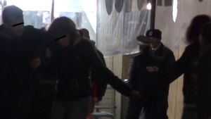 In Centru vechi, tocurile de 10 cm sunt comparabile cu 4-5 beri! Efectul e exact acelasi!