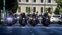 Peste 250 de motocicliști i-au adus un ultim omagiu lui Nicu Covaci pe străzile din Timișoara: „Ne-a învăţat să ne iubim oraşul, să ne iubim ţara”