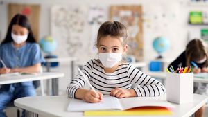 Nelu Tătaru, reguli pentru desfășurarea noului an școlar! „La trei cazuri de infecţie în clase diferite se închide şcoala”