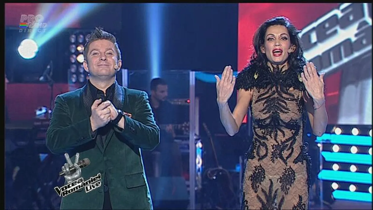 Ţi-a pus seara pe jar! Nicoleta Luciu, strălucitoare într-o rochie transparentă la Vocea României! Şi-a arătat chiloţeii!
