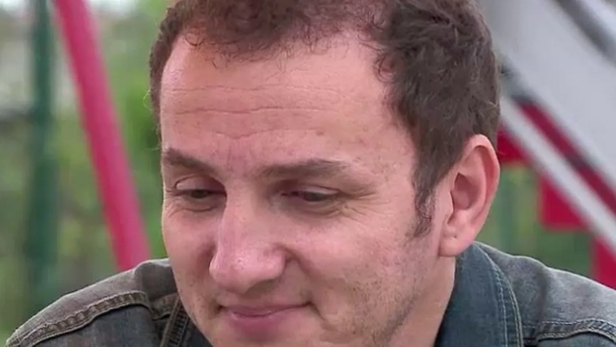 De 3X PROST! Cum si-a luat Mihai Traistariu o mega-teapa! Peria-minune cu luminite care trebuia sa-l faca pletos