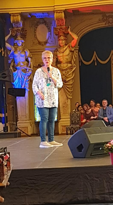 Moș Crăciun s-a dat de gol! Teo Trandafir i-a spus totul mamei! Vedeta de la Kanal D a rememorat secvențele de neuitat ale sărbătorilor de iarnă