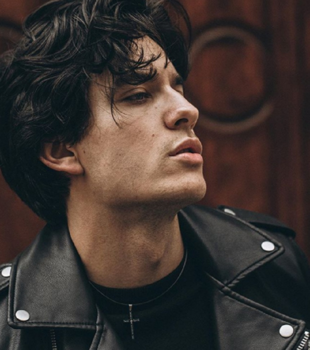 Flavius Jucu, sosia lui Damon Salvatore din „Jurnalele Vampirilor”