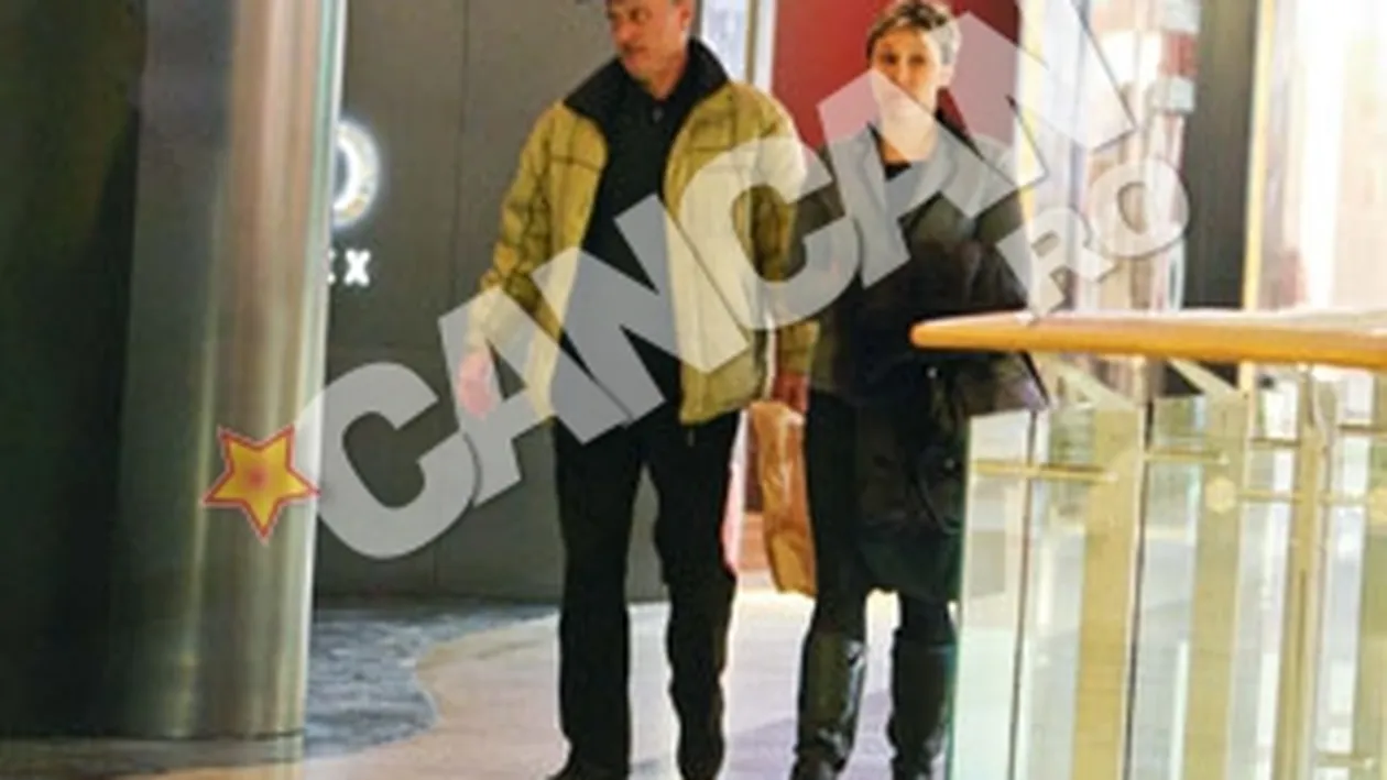 Lui Toni Grecu ii cad greu vizitele la mall! Stramba din nas si la reduceri