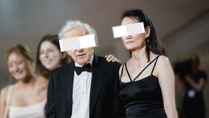 Actorul iubit de milioane de români s-a căsătorit cu fiica adoptivă a fostei sale soții! Momentele rușinoase din cariera marilor vedete!