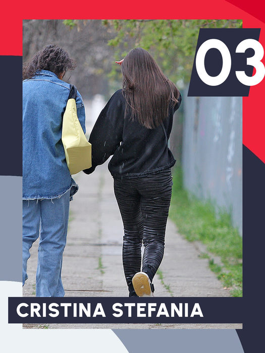 Atenţie! Intră în acţiune TOP 30 de vedete care fac senzaţie indiferent de vreme. Anna Lesko, Inna şi Bianca Drăguşanu au încins imaginaţia ude… dar cu stil! 