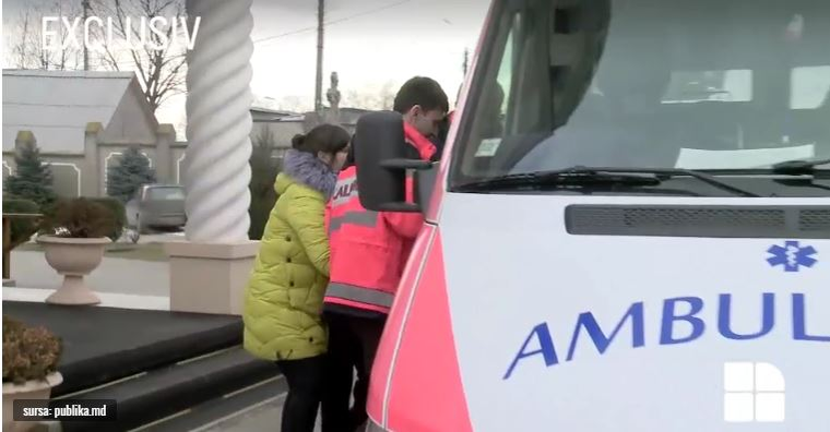 Scene zguduitoare la înmormântarea actriței ucise de soț: ”Doamne, ia-mă pe mine!”