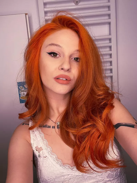 Cum arată Marilu Dobrescu după ce și-a pus silicoane. A publicat primele imagini cu bustul ei mărit