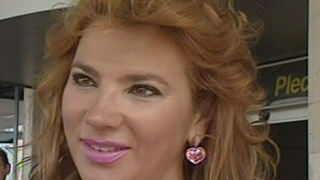 Mihaela Borcea: "Cristi m-a anuntat prin SMS ca se insoara cu o ora inainte sa o faca! Le doresc lui si Alinei sa fie fericiti"