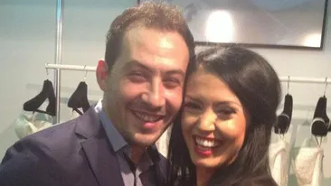 ŞTEFAN STAN încă suspină după ANDREEA MANTEA, dar e de jumătate de an cu o tânără blondină. Iată cum arată iubita artistului