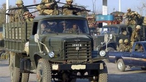 Cel putin 6 persoane au murit, luni, la Peshawar, intr-o incercare de atac sinucigas asupra consulatului SUA