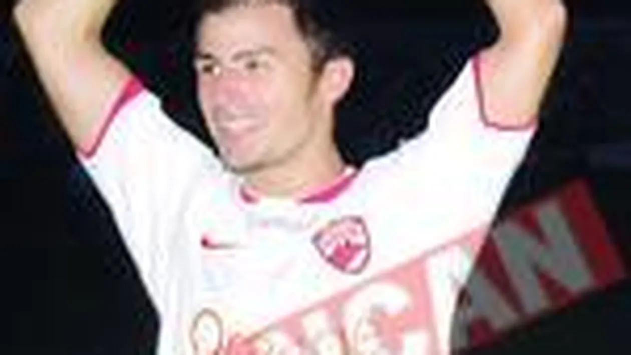 A semnat la ora 5 dimineata, in receptia hotelului Excelsior