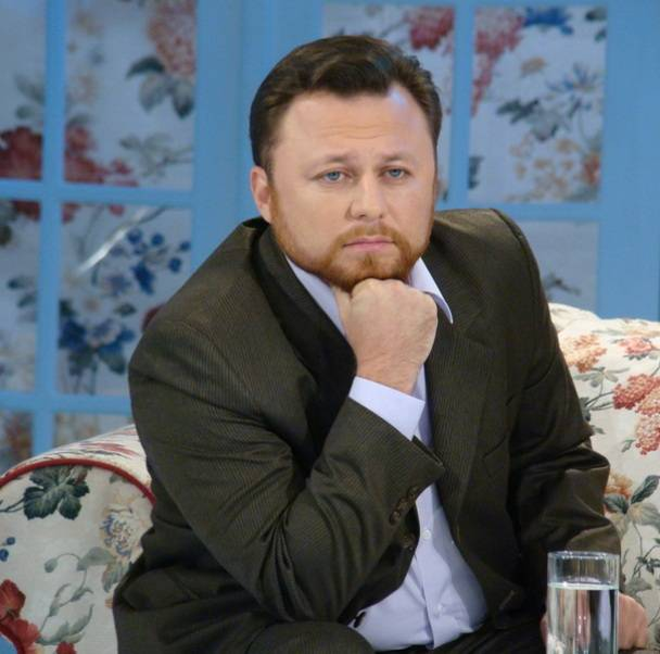 Îi merge bine în America! Fiul cel mic al lui Ion Dolănescu a fost ales deputat în Parlamentul din Costa Rica