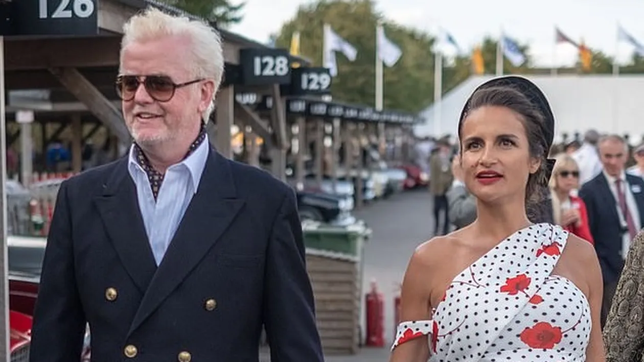 Chris Evans a devenit tătic de gemeni la 52 de ani. Starul a dezvăluit numele bebelușilor, însă toți speră să fie o glumă