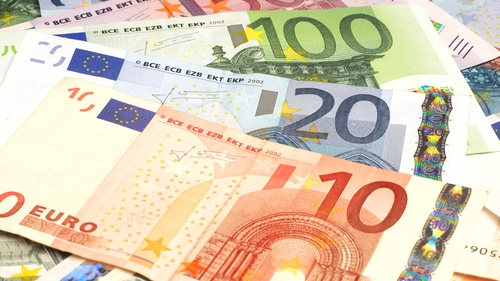 Euro a atins nivelul maxim al ultimilor patru ani. Cât costă moneda europeană miercuri