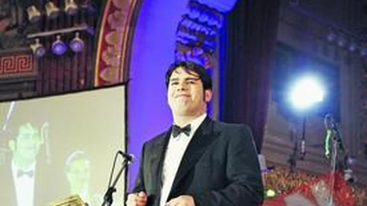 Busuioc i-a surclasat la bani pe Banica Jr. si pe Loredana