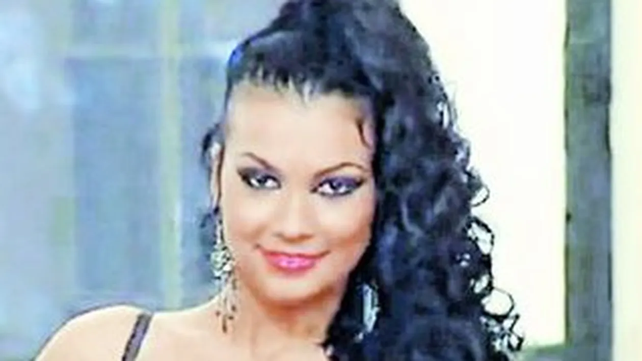 Fotomodelul Ramona Bulga accepta trecutul penal al tatalui sau: Nu trebuie judecati copiii pentru faptele parintilor